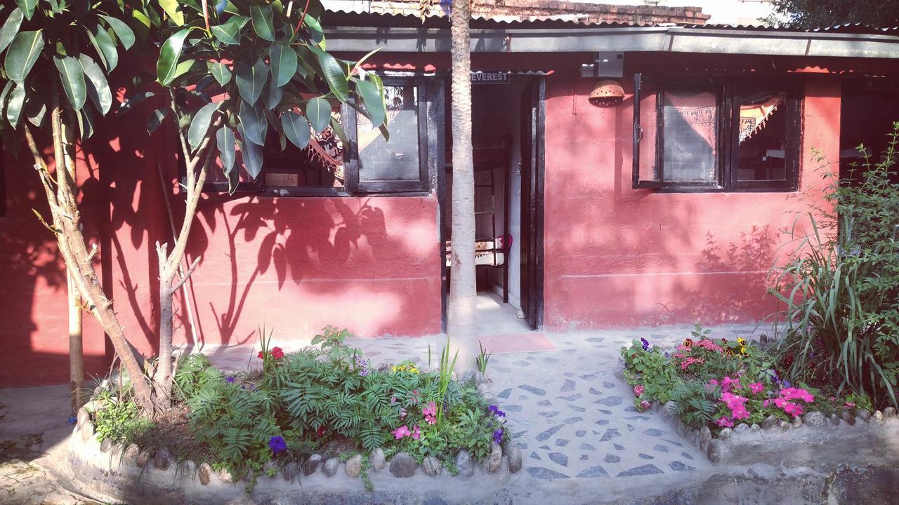 Phat Kath'S Secret Garden Backpackers Hostel Kathmandu Buitenkant foto